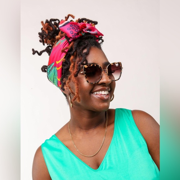 $120 CB Grey The Kiki Silk Scarf Cheetah - Picture 8 of 8